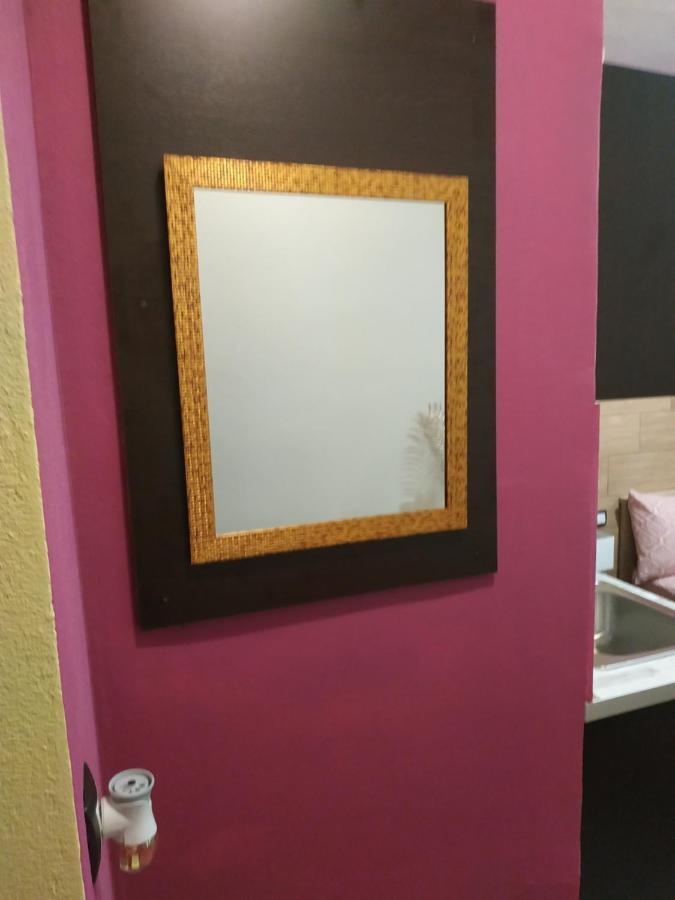 G M 1 Rooms Kentro In The Heart Of The City Larissa Esterno foto