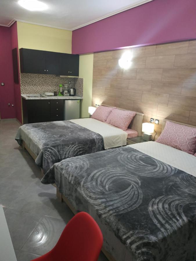 G M 1 Rooms Kentro In The Heart Of The City Larissa Esterno foto