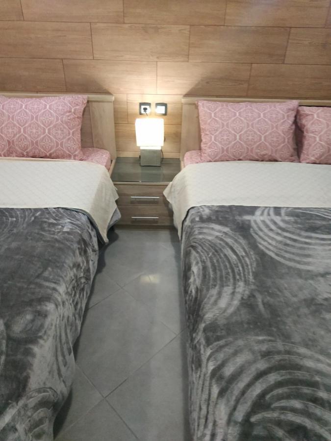 G M 1 Rooms Kentro In The Heart Of The City Larissa Esterno foto