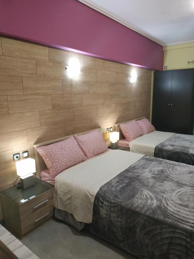 G M 1 Rooms Kentro In The Heart Of The City Larissa Esterno foto