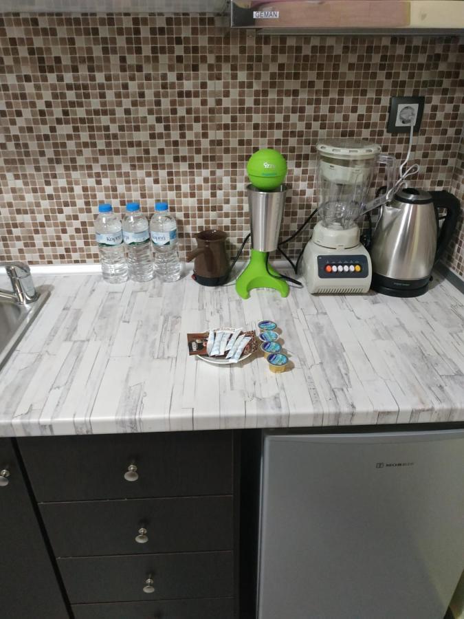 G M 1 Rooms Kentro In The Heart Of The City Larissa Esterno foto